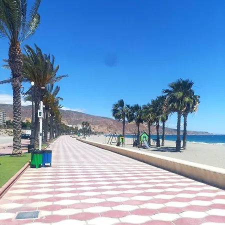 Alkan Con Terraza En 1º Linea De Playa Y Piscina